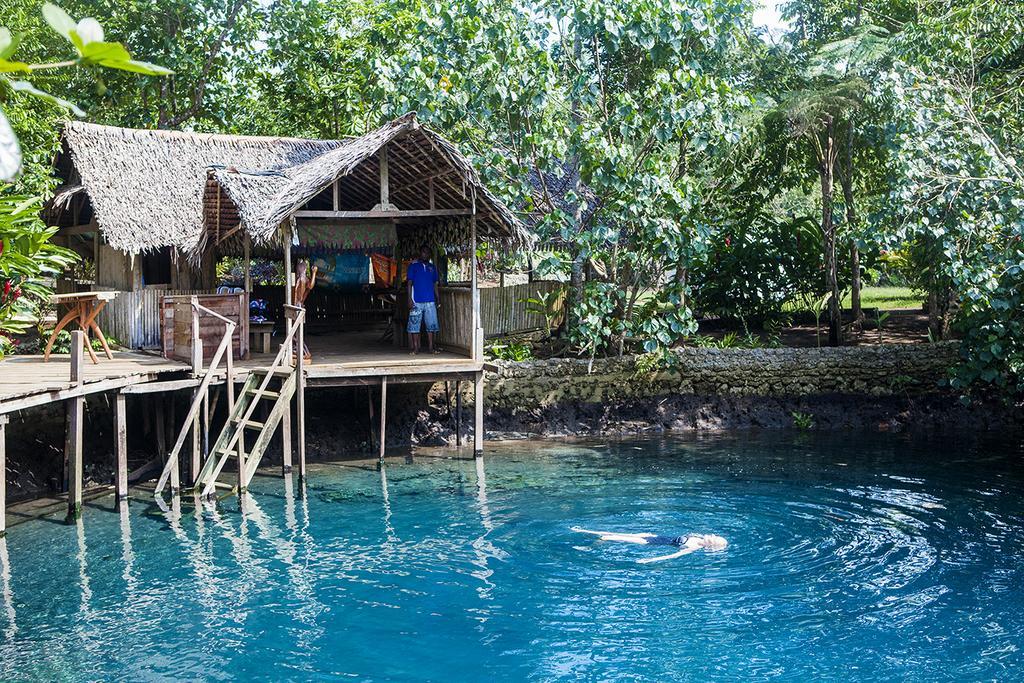 Aore Island Resort Luganville Exterior photo